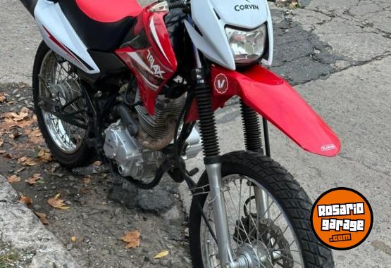 Motos - Corven Triax skua 2022 Nafta 18000Km - En Venta