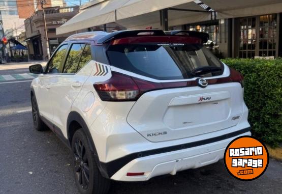 Autos - Nissan KICKS X PLAY 2022 Nafta 61000Km - En Venta