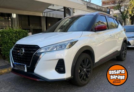 Autos - Nissan KICKS X PLAY 2022 Nafta 61000Km - En Venta