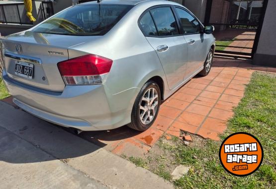 Autos - Honda City EXL 2011 Nafta 195000Km - En Venta