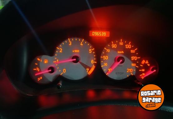 Autos - Peugeot 206 generation 2011 Nafta 96539Km - En Venta