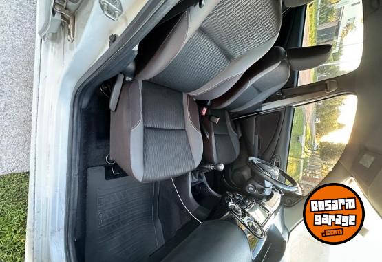 Autos - Toyota Etios XLs pack 2022 Nafta 67000Km - En Venta