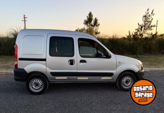 Utilitarios - Renault Kangoo 2018 Nafta 180000Km - En Venta