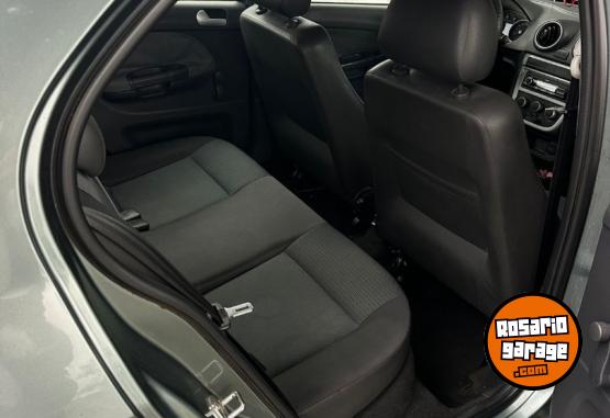 Autos - Volkswagen Gol trend 1.6 2011 Nafta 245000Km - En Venta