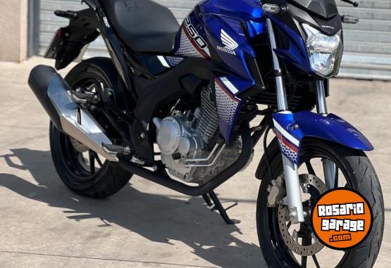 Motos - Honda New twister 2023 Nafta 3400Km - En Venta