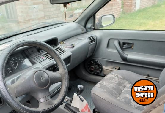 Autos - Renault Clio 1997 GNC 320000Km - En Venta