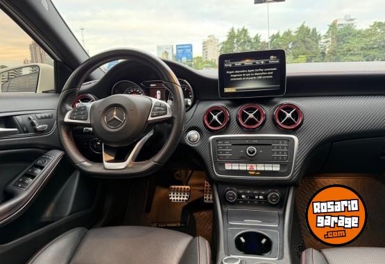 Autos - Mercedes Benz A250 2018 Nafta 76000Km - En Venta