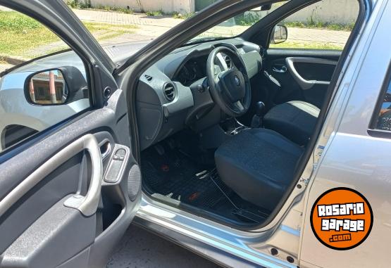 Autos - Renault Duster 2016 GNC  - En Venta