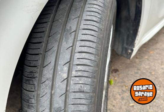 Autos - Peugeot 208 2015 Nafta 42500Km - En Venta