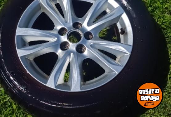 Accesorios para Autos - Llanta cruze 2014 - En Venta