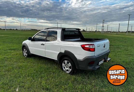 Autos - Fiat Strada 2018 GNC 97000Km - En Venta