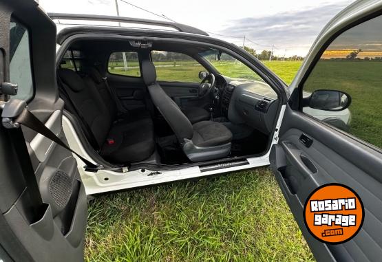 Autos - Fiat Strada 2018 GNC 97000Km - En Venta