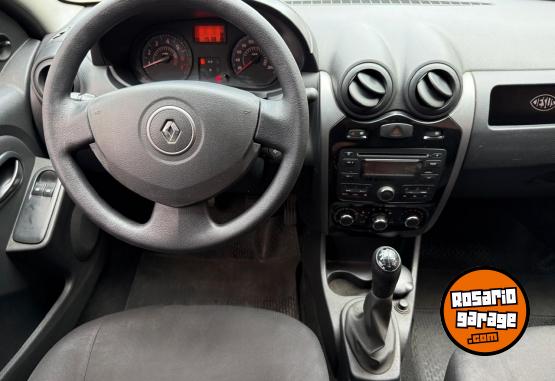 Autos - Renault Logan 1.6 Pack II 2012 Nafta  - En Venta