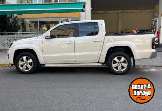 Camionetas - Volkswagen AMAROK 4X4 HIGHLINE 2023 Nafta 52000Km - En Venta