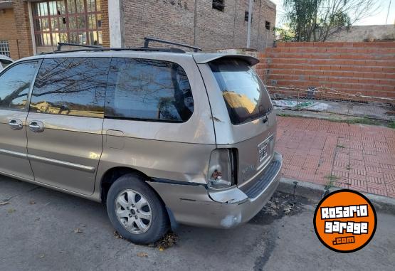 Autos - Kia Carnival 2004 Diesel 240000Km - En Venta