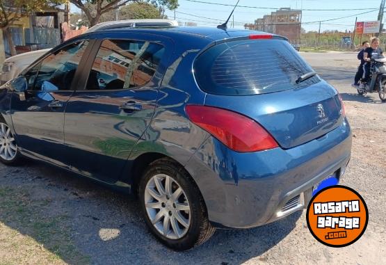 Autos - Peugeot 2015 allure1.6 2015 Diesel 126000Km - En Venta