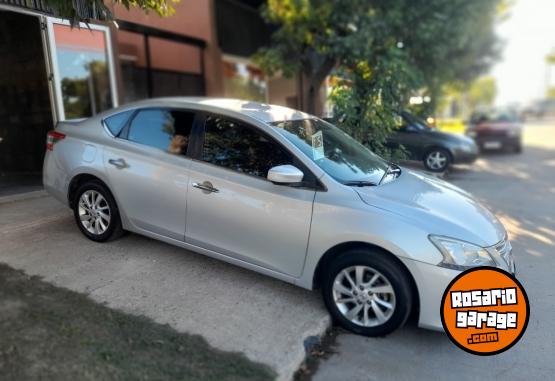 Autos - Nissan Sentra corolla 2015 Nafta 200000Km - En Venta