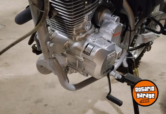 Motos - Keller 150 2025 Nafta 2000Km - En Venta