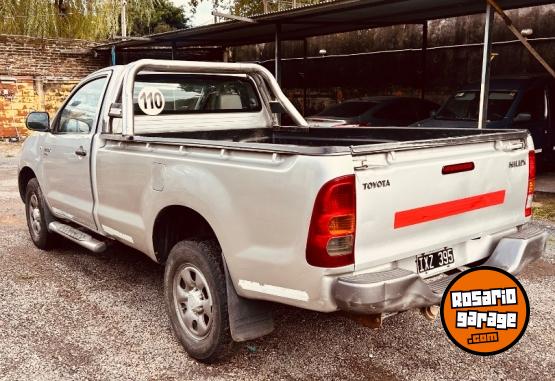 Camionetas - Toyota Hilux cab simple 2010 Diesel 344000Km - En Venta