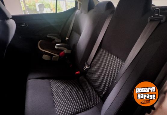 Autos - Nissan Versa Sense 1.6 2021 Nafta 43000Km - En Venta