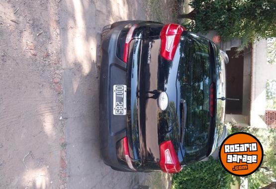 Autos - Kia Sportage 2.0 4x4 2014 Nafta 250000Km - En Venta