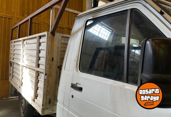 Autos - Renault Rodeo 2002 Diesel 111Km - En Venta