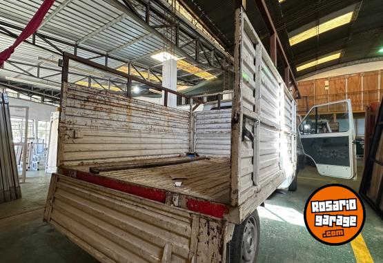 Autos - Renault Rodeo 2002 Diesel 111Km - En Venta