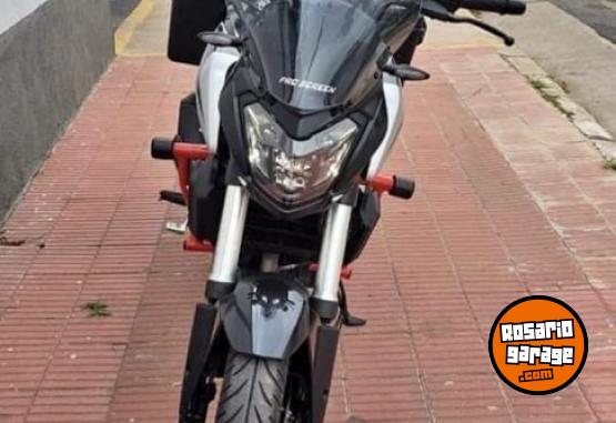 Motos - Bajaj Dominar 250 2023 Nafta 9500Km - En Venta