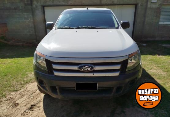 Camionetas - Ford RANGER DC 4X2 XL SAFETY 2014 Diesel 166000Km - En Venta
