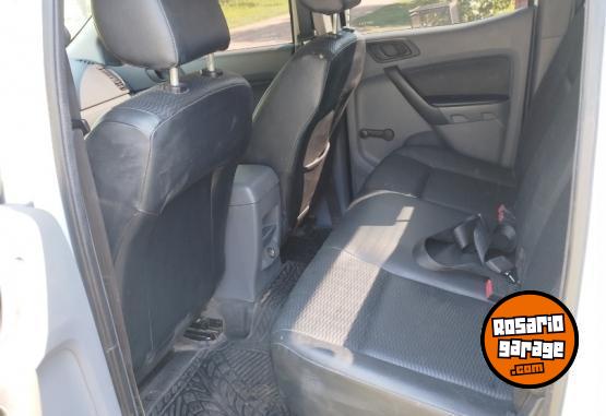 Camionetas - Ford RANGER DC 4X2 XL SAFETY 2014 Diesel 166000Km - En Venta