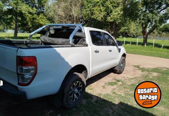 Camionetas - Ford RANGER DC 4X2 XL SAFETY 2014 Diesel 166000Km - En Venta