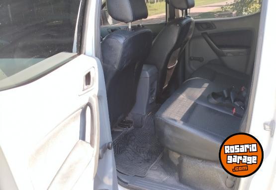 Camionetas - Ford RANGER DC 4X2 XL SAFETY 2014 Diesel 166000Km - En Venta