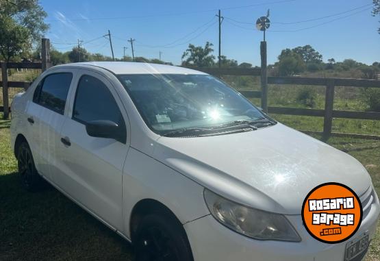 Autos - Volkswagen Voyage 2010 Nafta 197000Km - En Venta