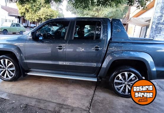 Camionetas - Volkswagen Amarok v6 extreme 2023 Diesel 13000Km - En Venta
