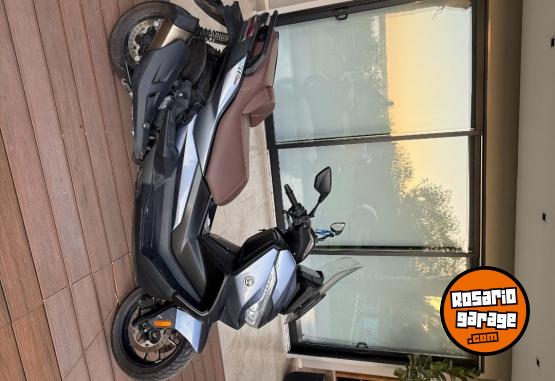 Motos - Voge SR4 MAX 2024 Nafta 2400Km - En Venta