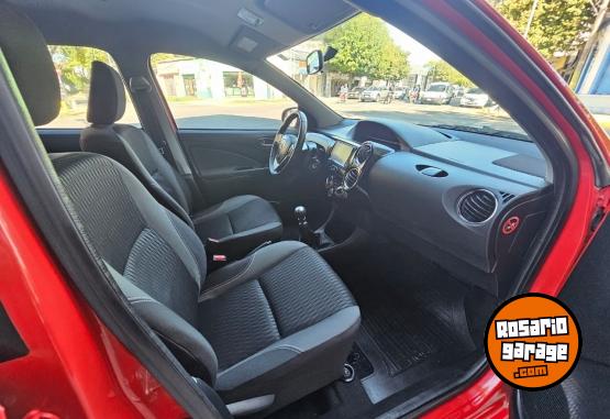 Autos - Toyota ETIOS XLS 1.5N 2019 Nafta 119000Km - En Venta