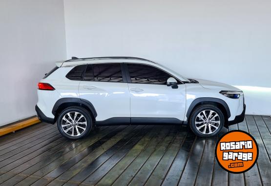 Autos - Toyota COROLLA CROSS XEI HEV 1,8 2022 Electrico / Hibrido 45048Km - En Venta