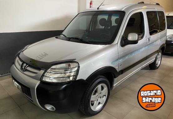 Utilitarios - Peugeot Partner 2015 Diesel  - En Venta