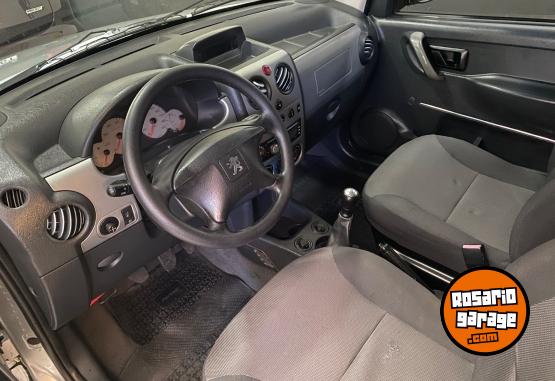 Utilitarios - Peugeot Partner 2015 Diesel  - En Venta