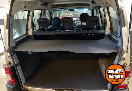 Utilitarios - Peugeot Partner 2015 Diesel  - En Venta