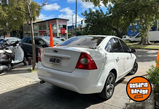 Autos - Ford FOCUS 1.6 EXE 2011 Nafta 233000Km - En Venta