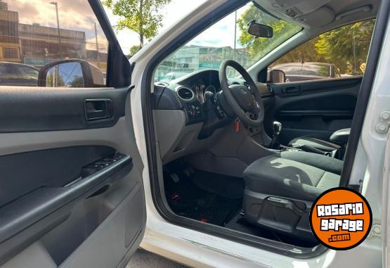 Autos - Ford FOCUS 1.6 EXE 2011 Nafta 233000Km - En Venta