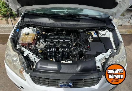 Autos - Ford FOCUS 1.6 EXE 2011 Nafta 233000Km - En Venta