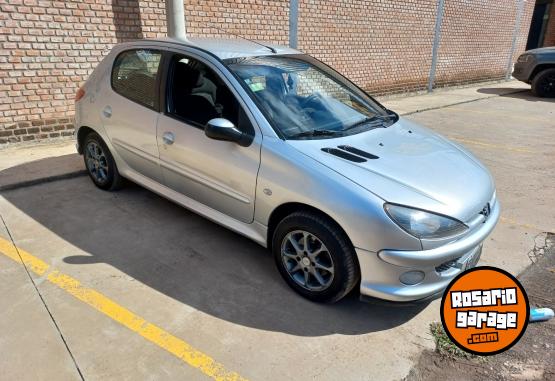 Autos - Peugeot 206 2007 Nafta 260000Km - En Venta