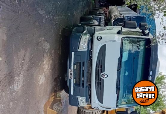 Camiones y Grúas - Camion renault 6x2 premiun 380 - En Venta