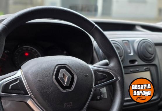 Utilitarios - Renault Kangoo 2021 Nafta 82000Km - En Venta