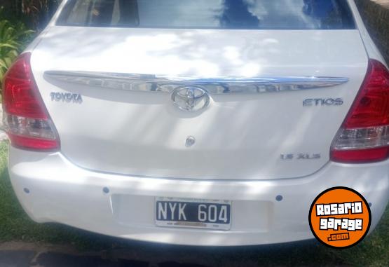 Autos - Toyota Etios 2014 Nafta 59000Km - En Venta