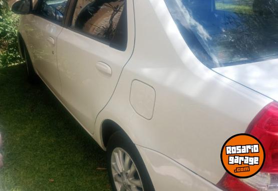 Autos - Toyota Etios 2014 Nafta 59000Km - En Venta