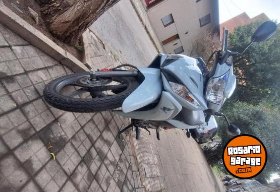 Motos - Honda Wave 2024 Nafta 15000Km - En Venta