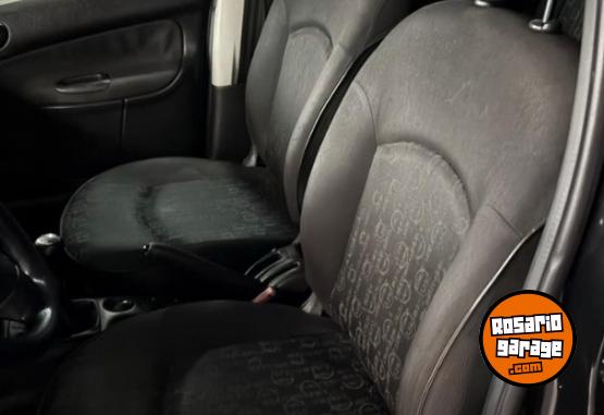 Autos - Peugeot 2007 PEUGEOT 206 2.0HDI 2007 Diesel 230000Km - En Venta